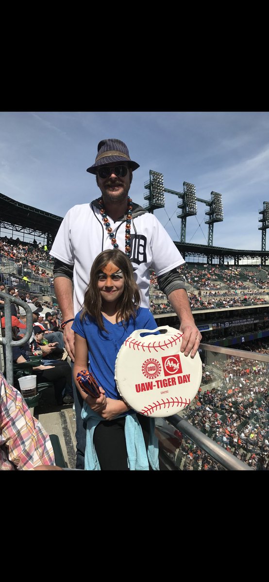 Heroplenty's tweet image. Our Detroit Tigers open up the season in Los Angeles and it couldn’t be a better spot to land.  Here’s to another awesome season of @tigers baseball!  #DetroitRoots ⚾️