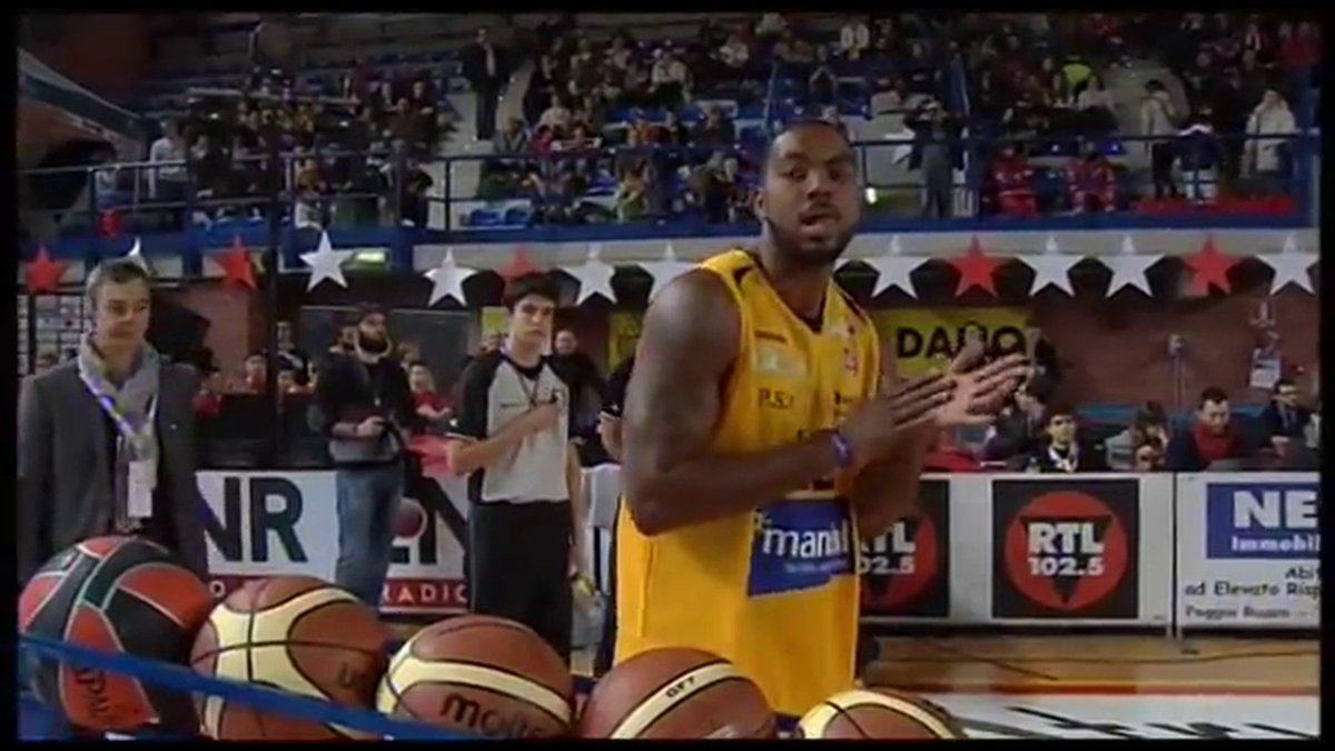 BuckeyeBallers's tweet image. Lewis would go on to win the A2 Championship later that year with Torino #Buckeyes