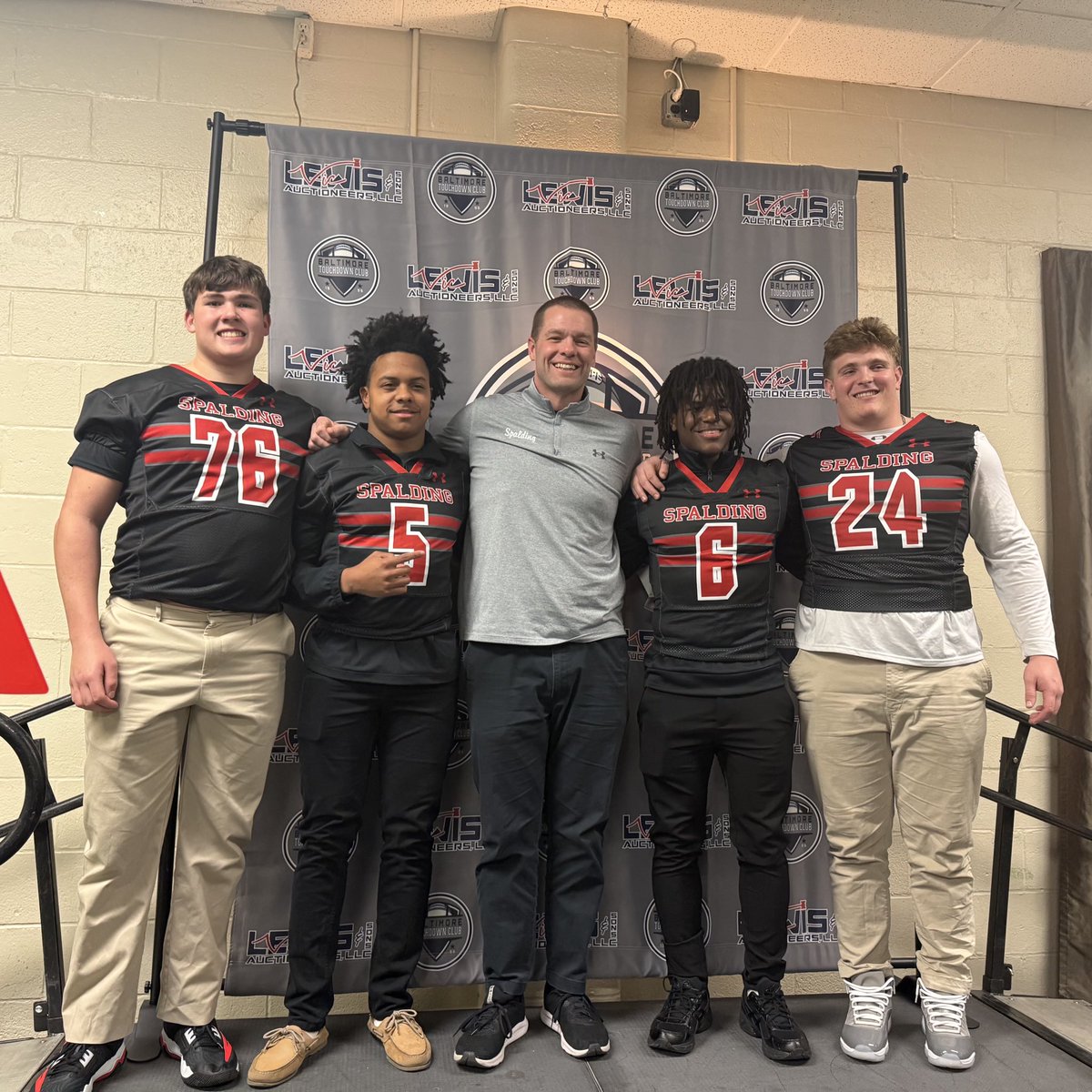 Baltimore Touchdown Club Super 22 Team🌇🏈🔷🔷

Congratulations to our Super 22 Team Representatives:

LB Justin Snell <a href="/5starrJus/">Justin Snell</a> 
RB Antonio Ledbetter <a href="/TonioLedbetter6/">Antonio ledbetter</a> 
DL Zack Philpott <a href="/philpott2026/">Zack Philpott | 3⭐️</a> 
OL Kyle Lucas <a href="/KyleLucas2026/">Kyle Lucas</a> 
HC Kyle Schmitt <a href="/kschmittASHS/">Kyle Schmitt</a> 

#TTTIMD♦️♦️