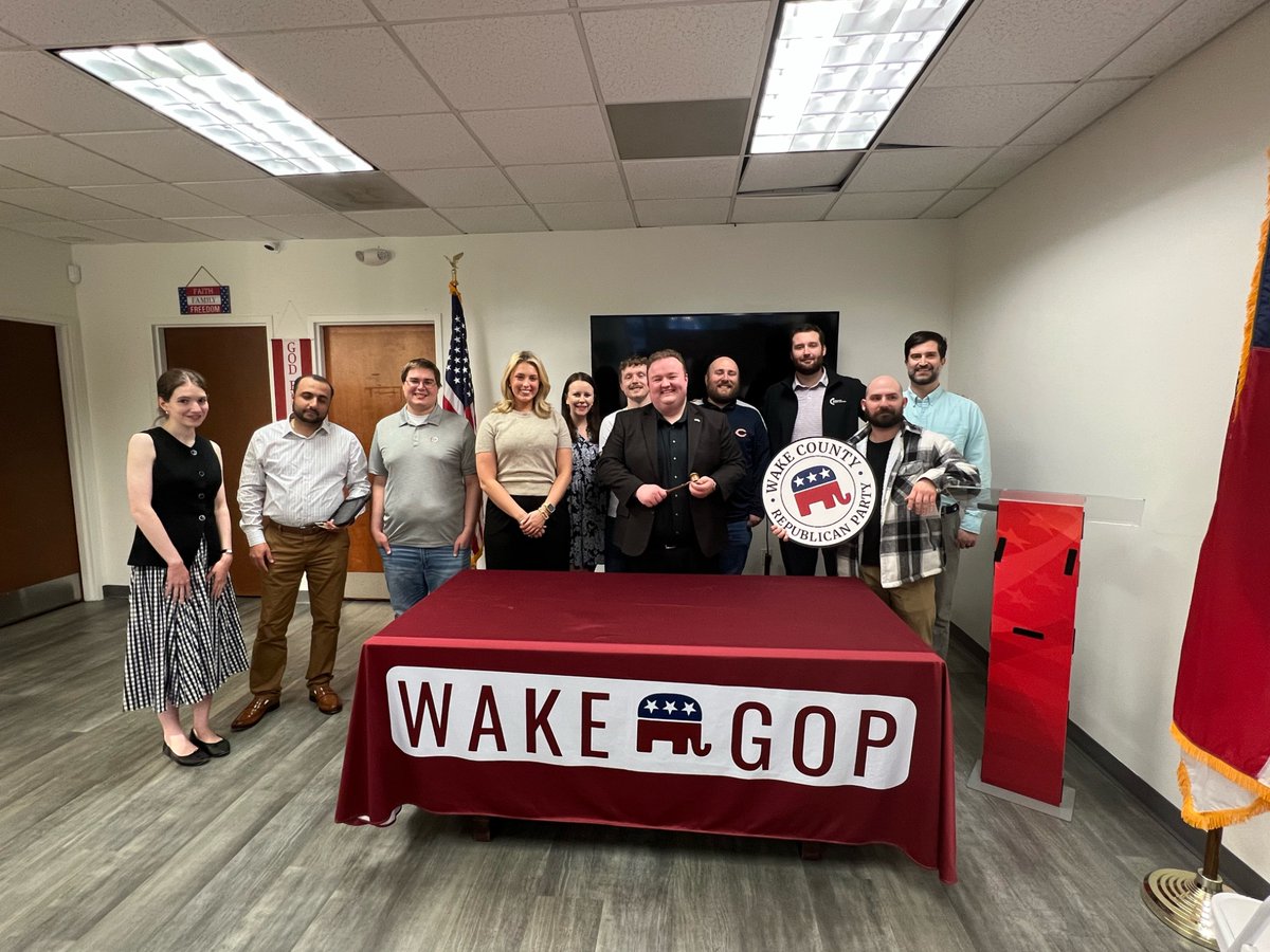 TriangleYR's tweet image. Tonight we had a successful meeting with the election of new officers! Congratulations to Chairman River Collins, 1st Vice Chair Evan Gray, 2nd Vice Chair Hunter Bowen, Secretary John Poshephny, &amp;amp; Treasurer Cody Wright! Thanks to Mike, Diane, &amp;amp; Dan for their Board service! 🇺🇸