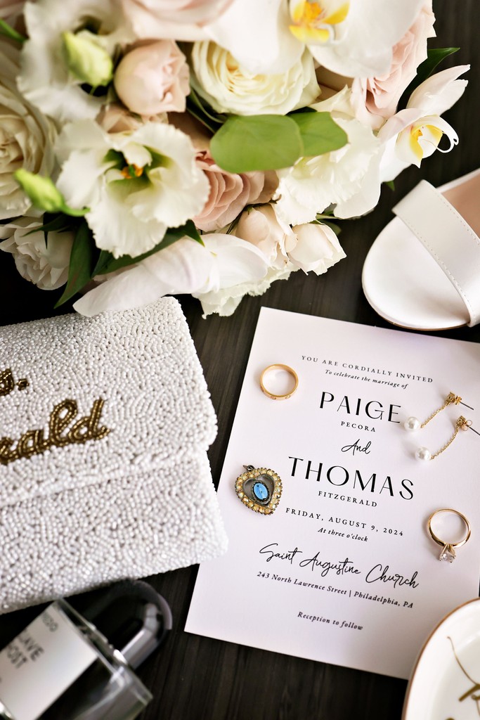 When elegance meets forever! 🕊️✨ Paige and Thomas’s Philly wedding was a dream full of love, laughter, and unforgettable moments! From champagne-popping fun to a golden glow-up at the reception linked below, every detail was pure magic!💍💃

georgestreetphoto.com/blog/p/paige-a…