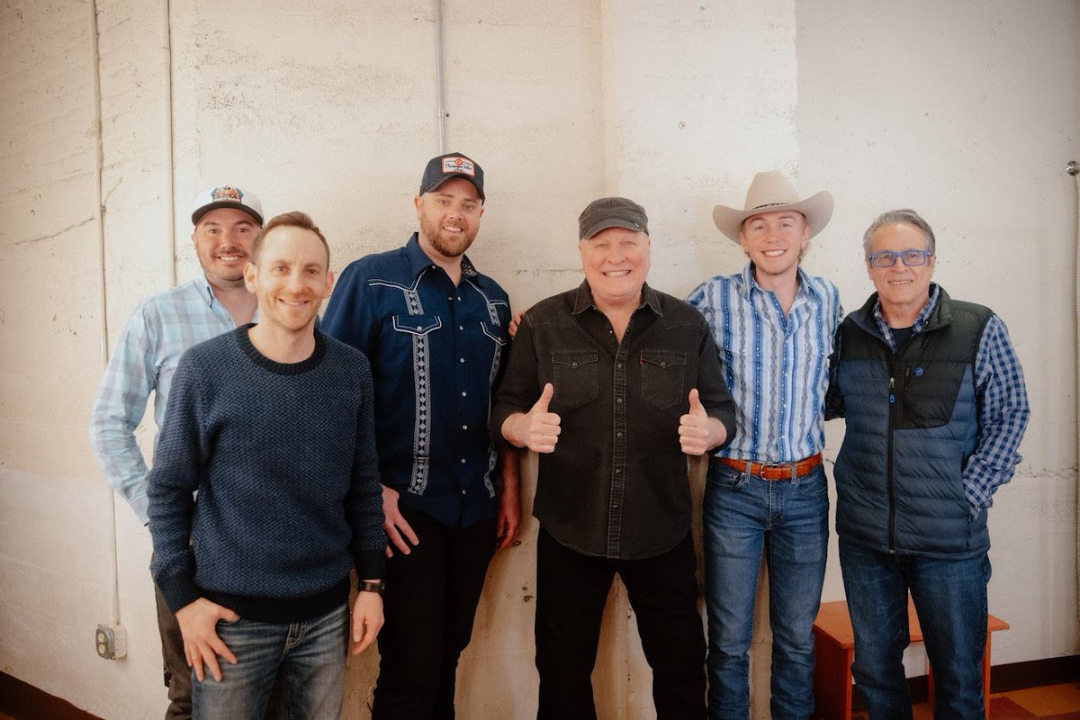 Sam Alex tweet media