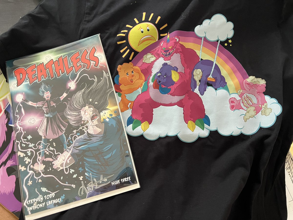 ChrisCottaFish's tweet image. Oooooh my god I love this shirt so much!!! 🤣
@WeHaveIssuespod 
@StevieWildcard 
@AnthonyLaFauci