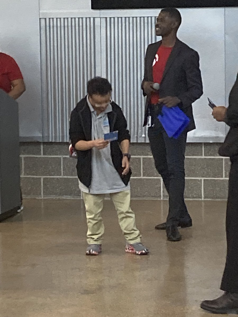 Taking part in <a href="/HoustonISD/">Houston ISD</a> 18+ Transition Program’s “What Comes Next” meeting tonight at the <a href="/HoustonFoodBank/">Houston Food Bank</a>. <a href="/theheartprogram/">The H.E.A.R.T. Program</a> is participating as well as numerous other organizations. <a href="/slvenson/">Stacy Venson</a>