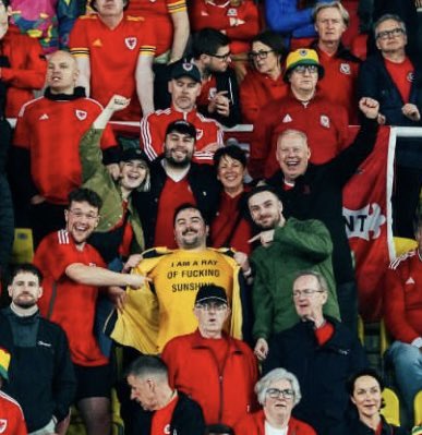 albymarch_alan's tweet photo. Diolch for another quality #WalesAway adventure. @mandersmarch @ryanmarch_ @hannahrose2194 @LieutenantCool @EvanWilliams_x @CharliePhill22 https://t.co/L5OI11o7cg
