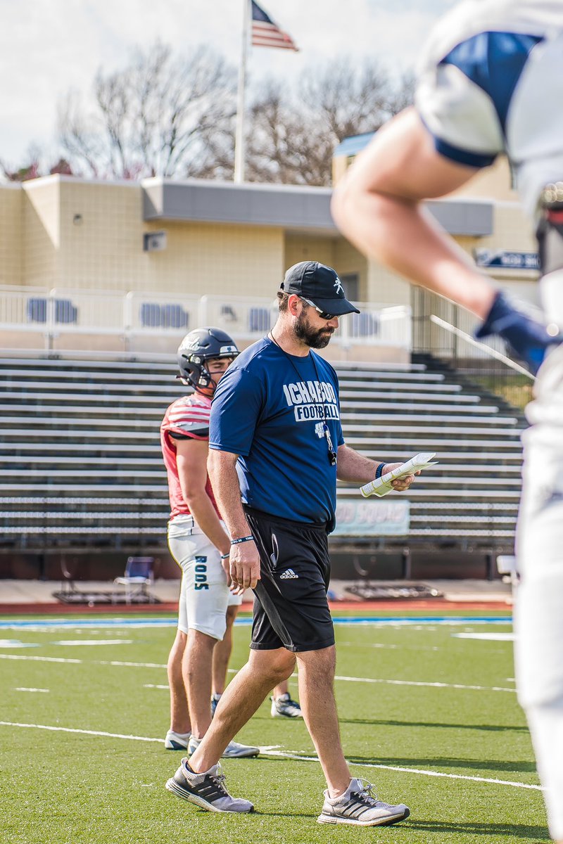 Let’s go! <a href="/TheMIAA/">The MIAA</a> got it right today! 
Congrats on another HALL OF FAME <a href="/Dane_Simoneau/">Dane Simoneau</a> !! 

🎩 🏈 🐐

#TMD
#BeTheStandard