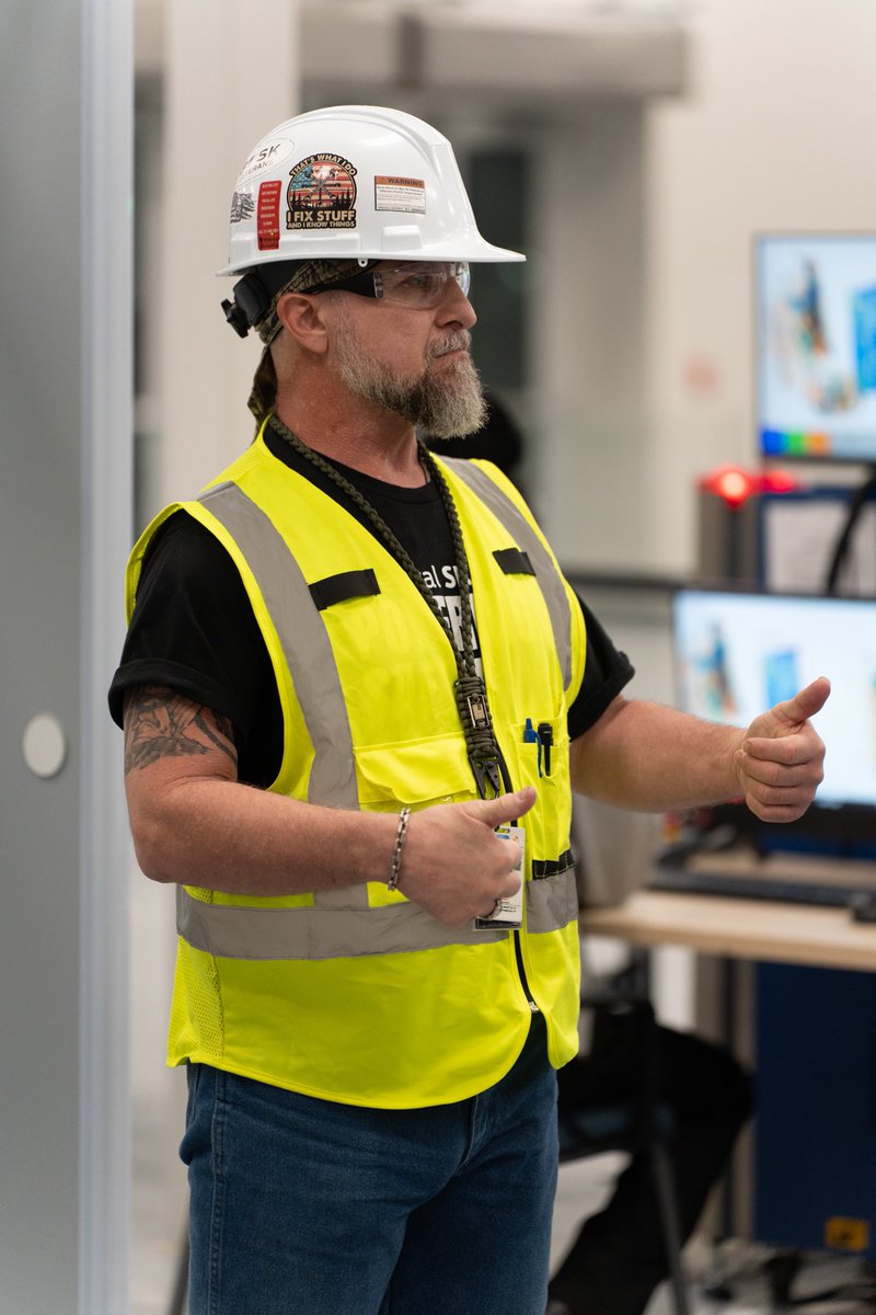 Exciting update! Our Tennessee team moved into the BlueOval SK battery plant at BlueOval City today! We are getting closer to the start of production! Learn more at BlueOvalSK.com! #BlueOvalSK #BlueOvalSK_TN