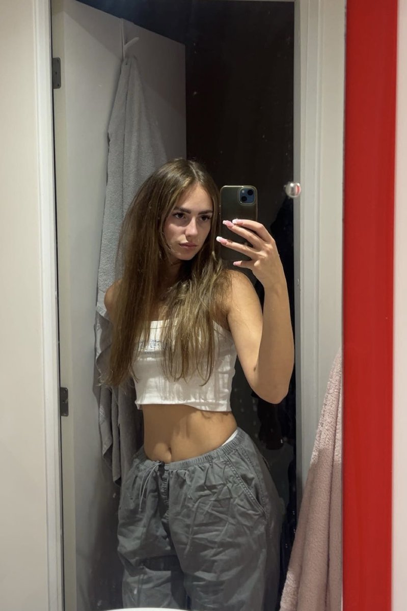 Auroraroar tweet media