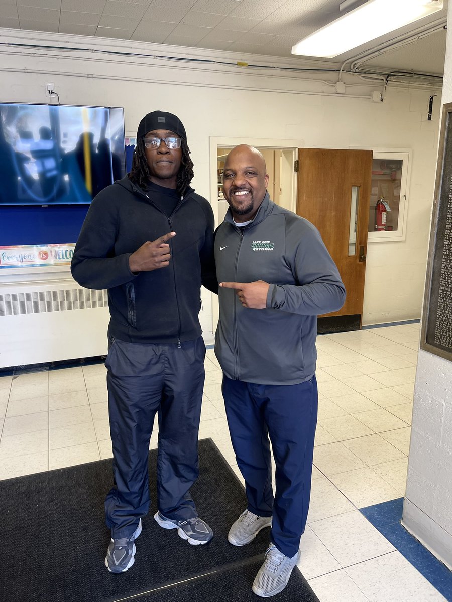 Thankful to <a href="/Coach_Drake/">Ben Drake</a> and <a href="/LakeErieFB/">Lake Erie Storm Football</a> for the amazing visit at Lake Erie College today. Great energy and atmosphere. Can’t wait to make it back out!