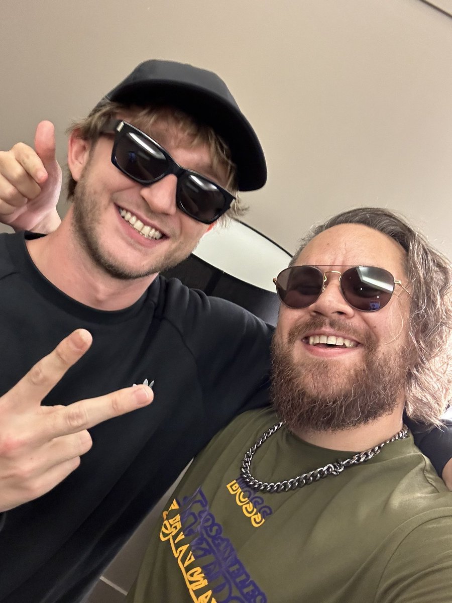 J’ALLUME LE PC JE DIS BONJOUR A MV