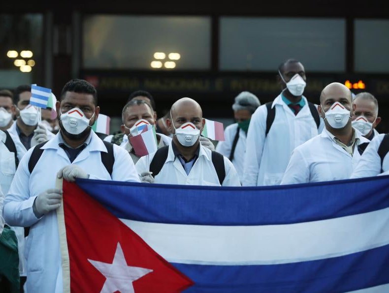 eduardomenoni's tweet photo. 🚨| El secretario de Estado de EE.UU. Marco Rubio, denunció al régimen de Cuba por la explotación de su personal médico en el exterior, señaló que es una práctica atroz que debe ser erradicada. 🇺🇸🇨🇺 ¿Apoyas las declaraciones de Marco Rubio? https://t.co/yosqljauTn