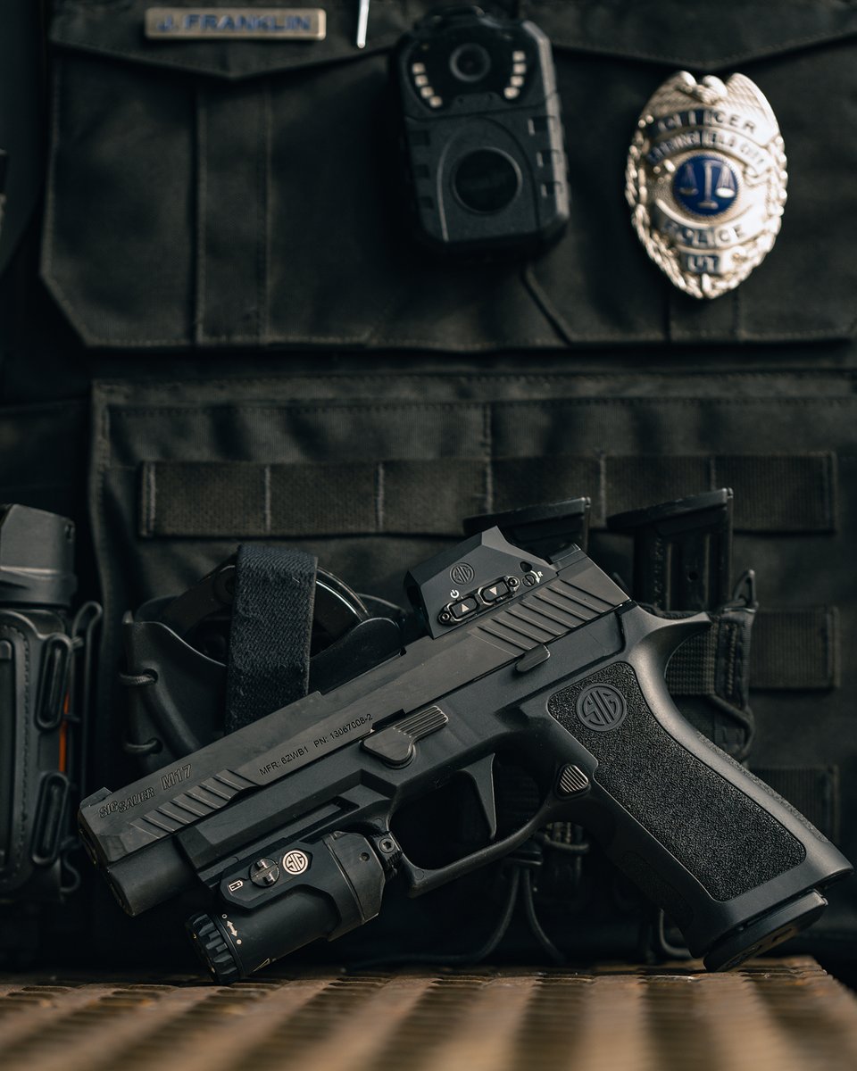 sigsauerinc's tweet image. SIG SAUER’S new OFF-DUTY Program offers exclusive discounted pricing on select firearms for those who protect, serve, and defend. In addition to specially priced firearms, OFF-DUTY offers a discount on a wide variety of SIG SAUER products, providing qualified American…