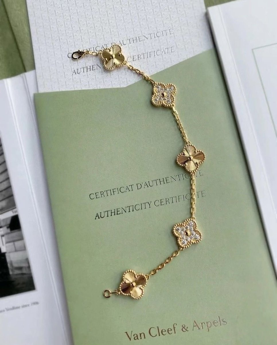 𝚍𝚛𝚎𝚜𝚜𝚎𝚜 (@idress4u) on Twitter photo 