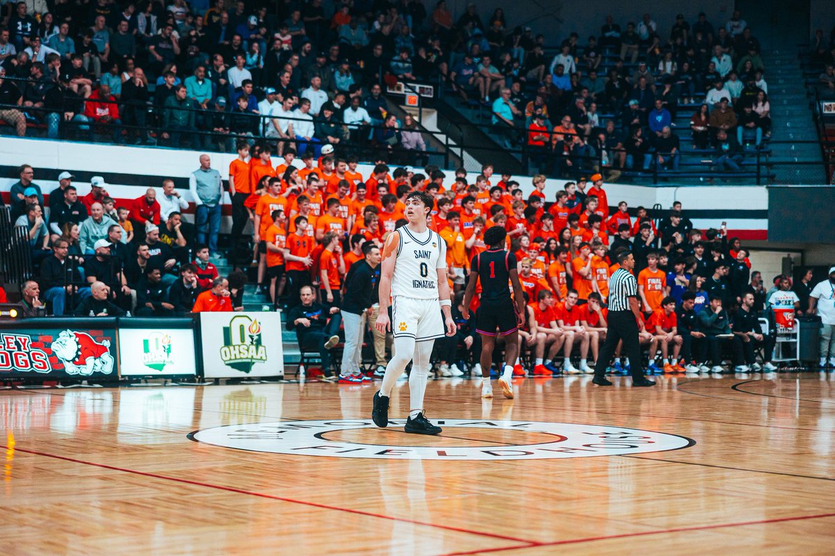 Saint Ignatius Basketball tweet media