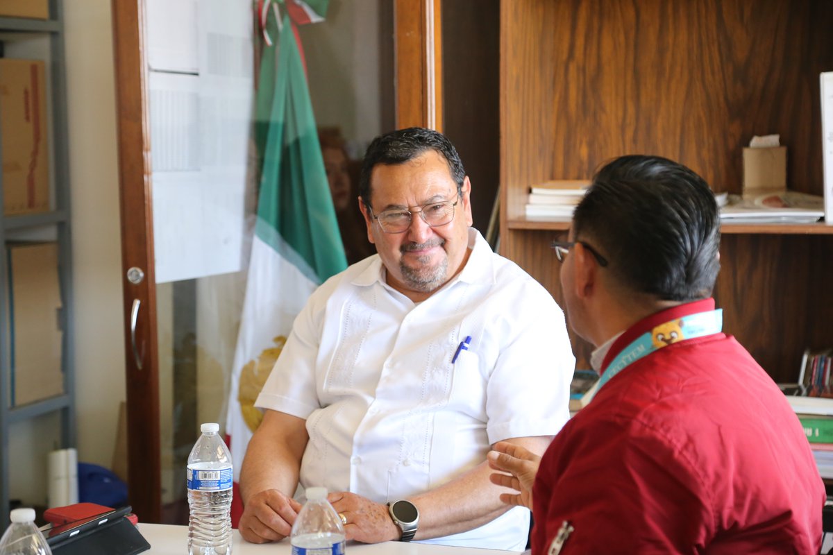 somoscecytem's tweet photo. 📚 En gira de trabajo, el Subsecretario de Educación Media Superior  y nuestro Director General, visitaron los planteles Ixtapan de la Sal, Coatepec Harinas y el COBAEM 53.

🎯 ¡Seguimos trabajando para ser la mejor opción de Educación Media Superior! https://t.co/DcClQQpsGB