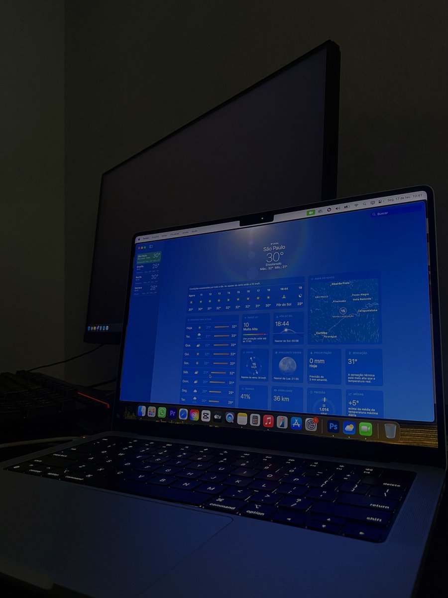 Guys to vendendo meu Macbook M1 PRO! Ele tem 16GB + 512SSD e tem o Final Cut Pro Trial pra quem edita vídeo. Ta novíssimo, não tem nenhum detalhe pois sou muito cuidadoso. Tenho caixa, carregador e os adesivos da Apple. Vendo apenas para quem mora em SP e não parcelo! +Infos DM.