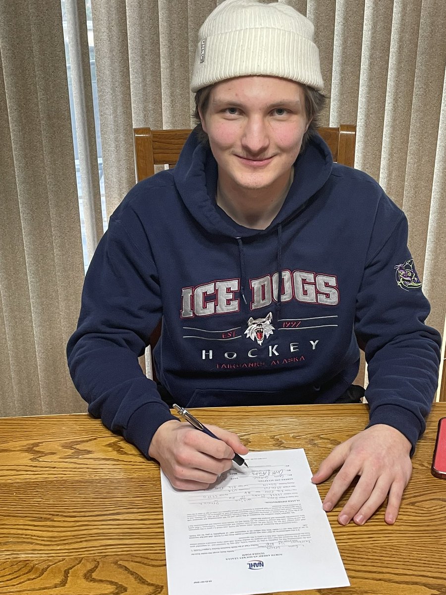 TGreniuk's tweet photo. Gavin has signed a tender with  FAIRBANKS ICEDOGS! https://t.co/aFInZxLXFj