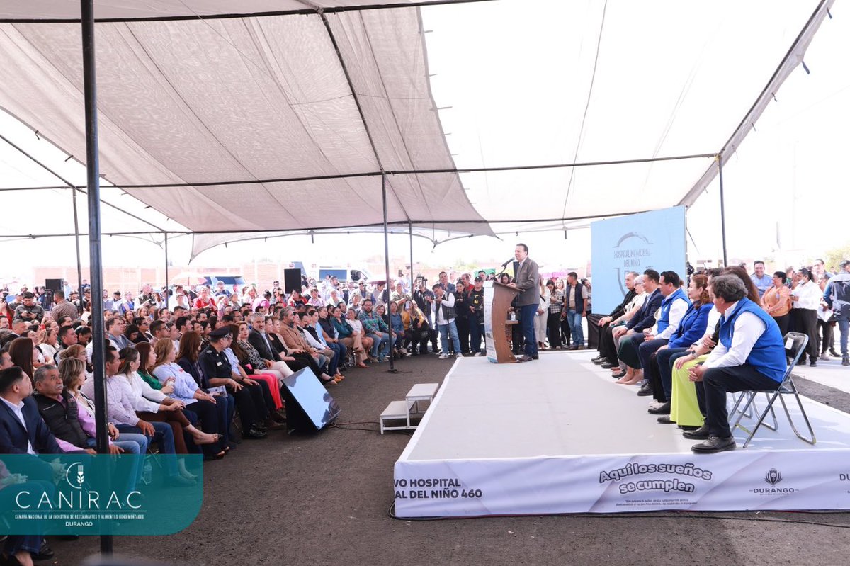 CaniracDgo's tweet image. Nuestro reconocimiento total al presidente municipal, @josejoseantonio y al @EVillegasV por la creación del nuevo Hospital del Niño 460, sin duda una obra que traerá a la ciudadanía duranguense, una mejor calidad de vida a las y los niños. 
#HospitaldelNiño460