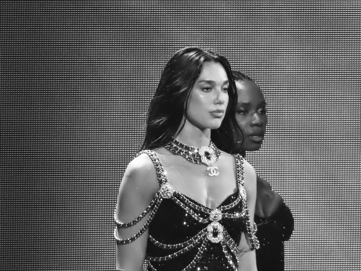 Dua Lipa News tweet media