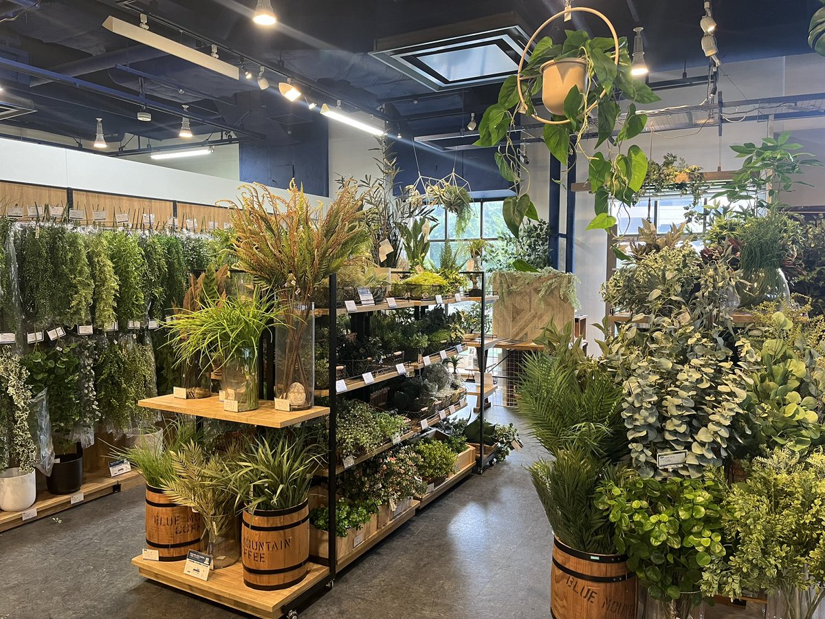 売場紹介 一階フェイクグリーン売場 #人工樹木 #観葉植物 #インテリア