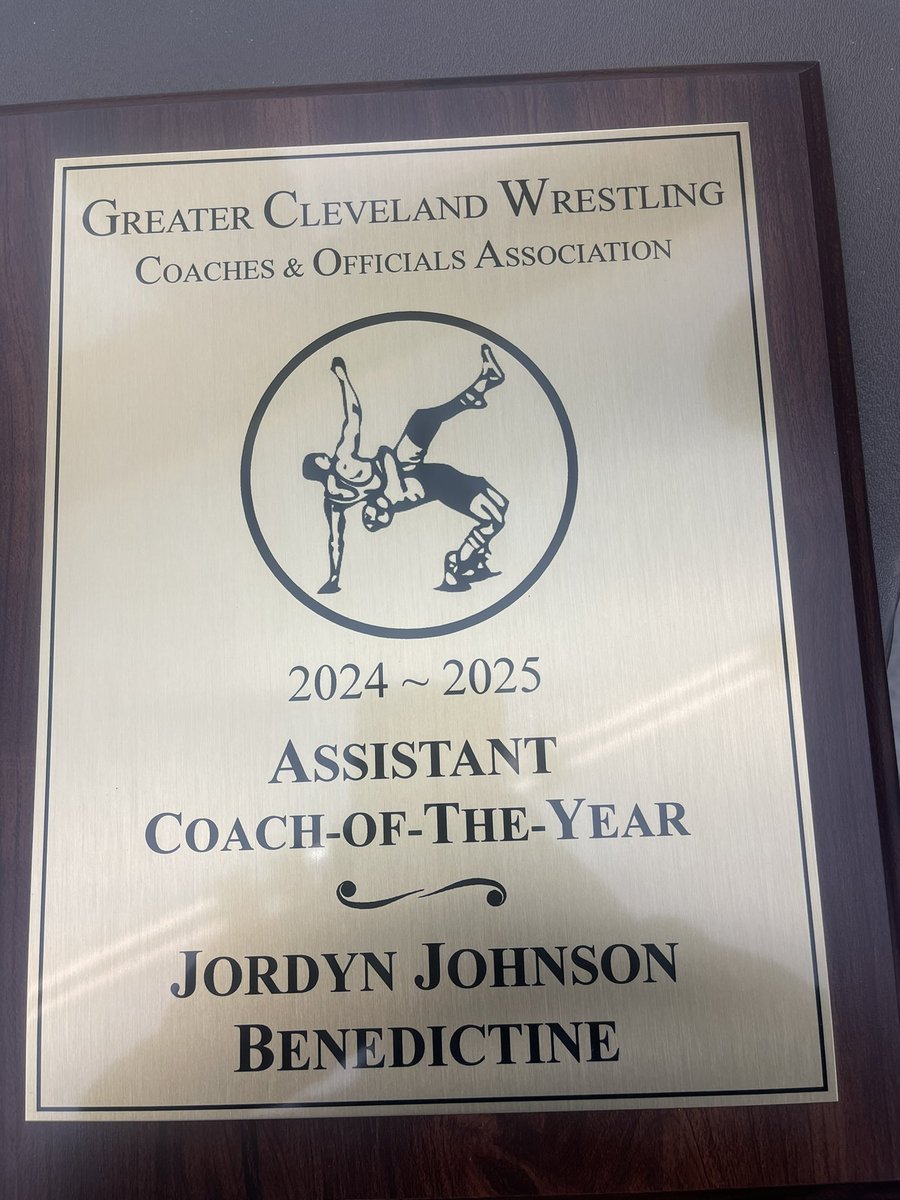 Congrats Coach Jordyn Johnson for winning the  assistant coach of the year award