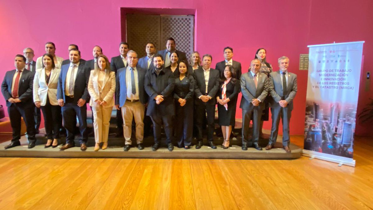PabloTrejoIzt's tweet photo. Hoy estuve en la Primera Reunión Ordinaria de 2025 del MIRCA, conociendo experiencias de otras entidades para enriquecer el trabajo legislativo en la Comisión de Hacienda. La modernización catastral y registral es clave para el desarrollo económico de la CDMX. #Hacienda #MIRCA https://t.co/osA9eIqVfD