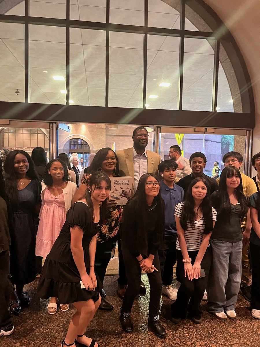 fieldkarenlynn's tweet photo. Celebrating Bryton's #SilverKey 🗝 in writing ✏️ from the @HCDEtx at @WorthamCenter representing @KilloughEagles in @AliefISD! https://t.co/aHeZk44nNv