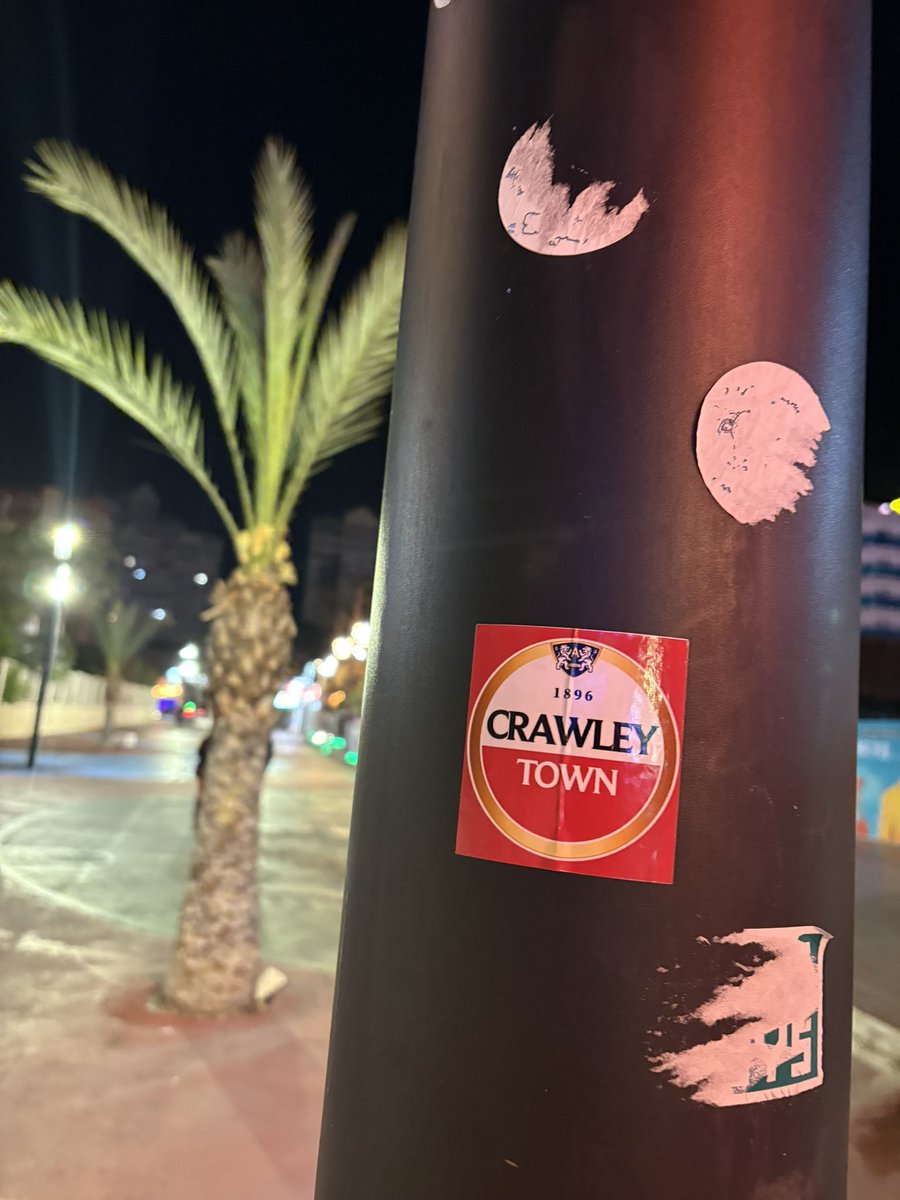 Benidorm is Red!🌴🔴😎🙌🏻