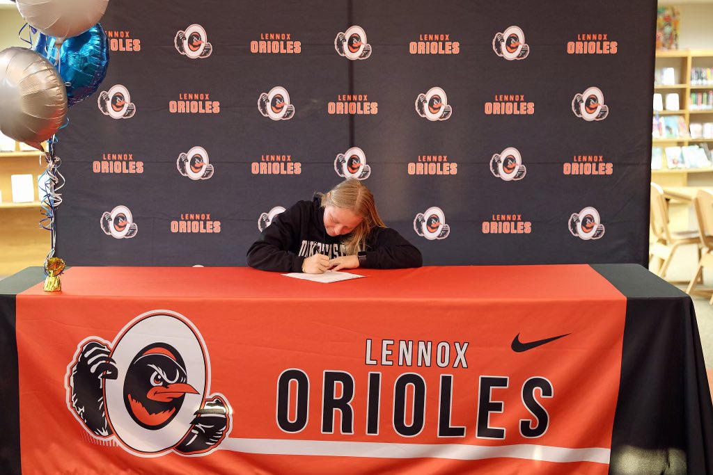 Congrats to <a href="/gavynherlyn/">gavyn</a> on signing with <a href="/dakotastate_wbb/">Dakota State University Women's Basketball</a> today!