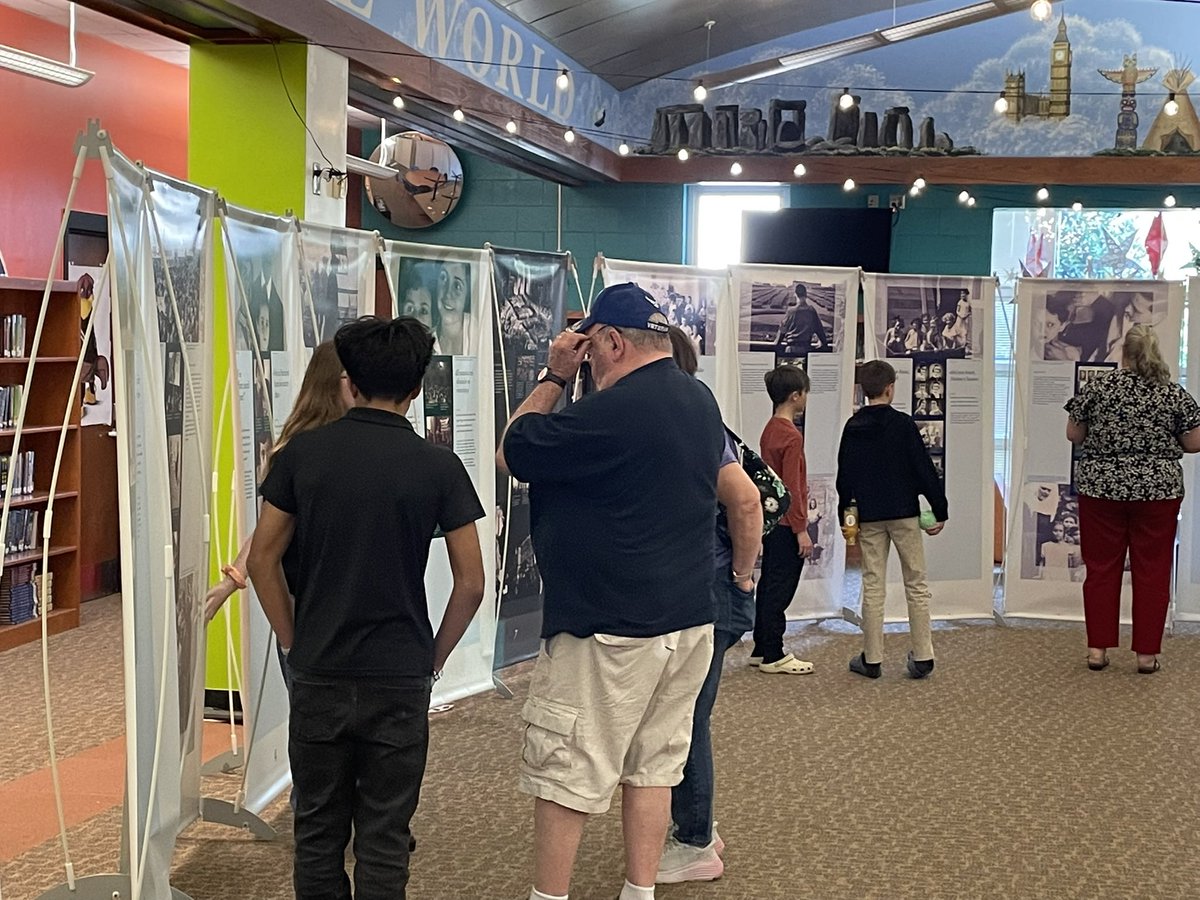CHMS_Library's tweet photo. Huge thanks to our CHMS community, teachers, sponsors, vendors &amp; talent for making the “Heritage in Me” Festival a success! Your support means everything! #CHMSPride #HeritageInMe #rocksolid #rockhillschools https://t.co/nkGzKDWImz