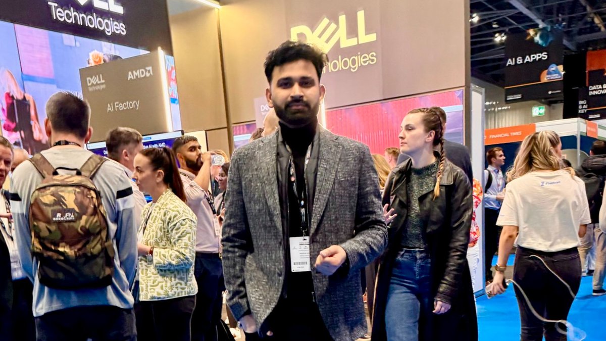 tomorrowbyte's tweet image. We had an amazing time at #TechShowLondon! 🚀 Connecting with industry leaders, discussing innovations, and showcasing Tomorrowbyte’s expertise was a fantastic experience. 
Let’s keep innovating together! 🤝

#Innovation #TByte #Tomorrowbyte #ArtificialIntelligence