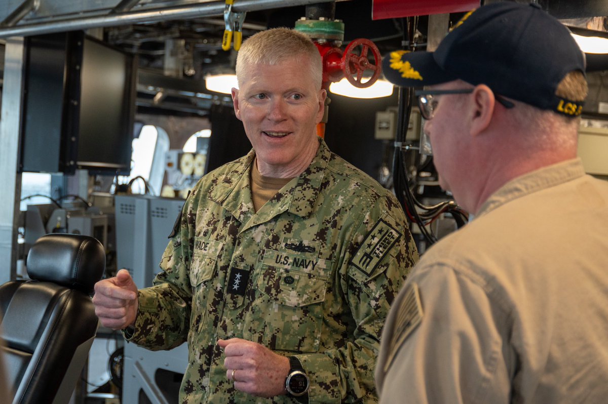 U.S. 3rd Fleet (@us3rdfleet) on Twitter photo ⚓️👋Vice Adm. John Wade, commander, U.S. 3rd Fleet had the privilege of visiting the Independence-variant littoral combat ship #USSAugusta (LCS 34), at Naval Base San Diego, March 26, 2025!
📸 by Lordin Kelly
<a href="/SurfaceWarriors/">Naval Surface Forces</a> <a href="/USPacificFleet/">U.S. Pacific Fleet</a> <a href="/USNavy/">U.S. Navy</a> <a href="/INDOPACOM/">U.S. Indo-Pacific Command</a> ⚓️👋Vice Adm. John Wade, commander, U.S. 3rd Fleet had the privilege of visiting the Independence-variant littoral combat ship #USSAugusta (LCS 34), at Naval Base San Diego, March 26, 2025!
📸 by Lordin Kelly
<a href="/SurfaceWarriors/">Naval Surface Forces</a> <a href="/USPacificFleet/">U.S. Pacific Fleet</a> <a href="/USNavy/">U.S. Navy</a> <a href="/INDOPACOM/">U.S. Indo-Pacific Command</a>