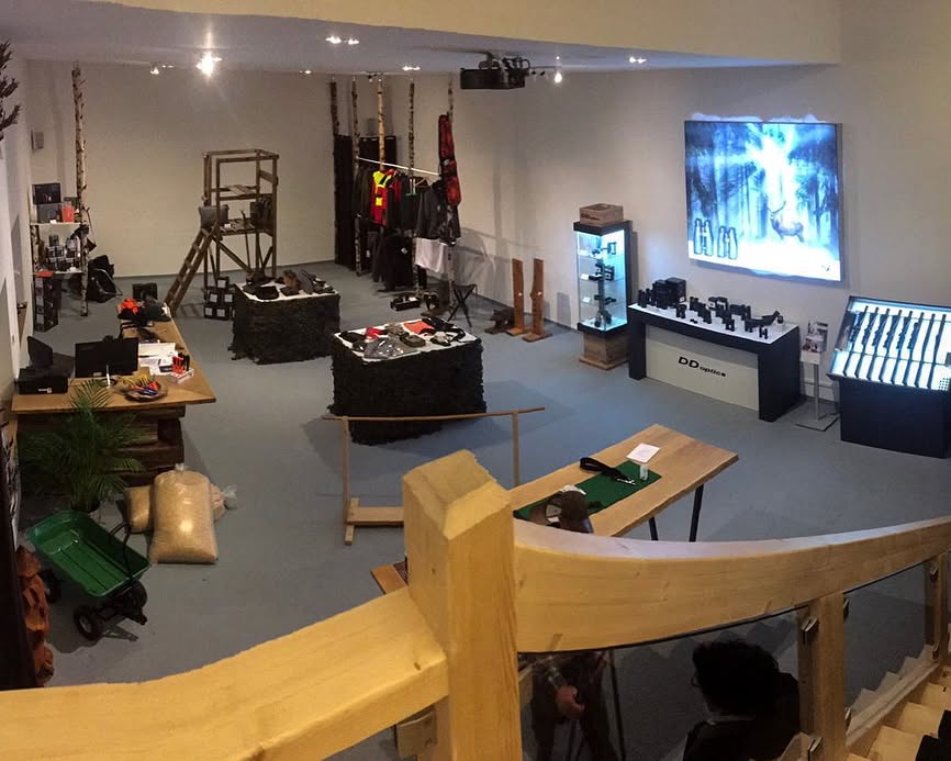 RidgeOakClub's tweet photo. Showroom opens its doors. Pulsar, Liemke, DDoptics, Dipol, Nitehog—you name it. Thermal, night vision, all the good stuff.
Swing by from 10AM—brats and beer on deck. If you’re into modern gear with old-school passion, this is the spot.
#ThermalVision #NightVision #Pulsar https://t.co/cSEbZyX6fE