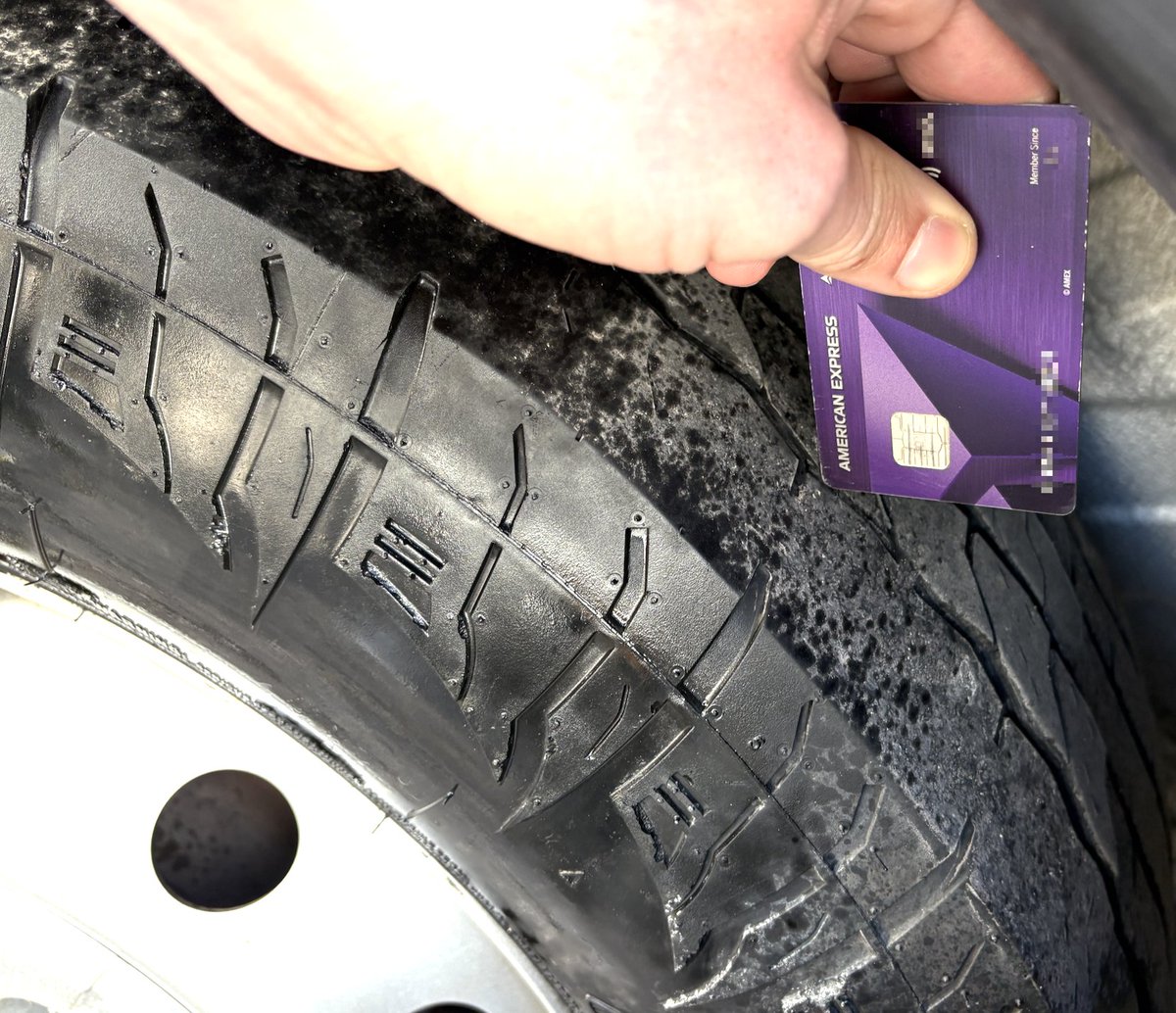 AlbanBrooke's tweet photo. I never thought I'd post this... 

But after @indiecampers rented us an RV with dangerously bald tires, soiled sheets, and then blocked my email when I complained, I didn't have a choice.

Turns out, we're not alone. 

There are 100s of reviews that tell the same story ⤵️ https://t.co/OnUK6igySM