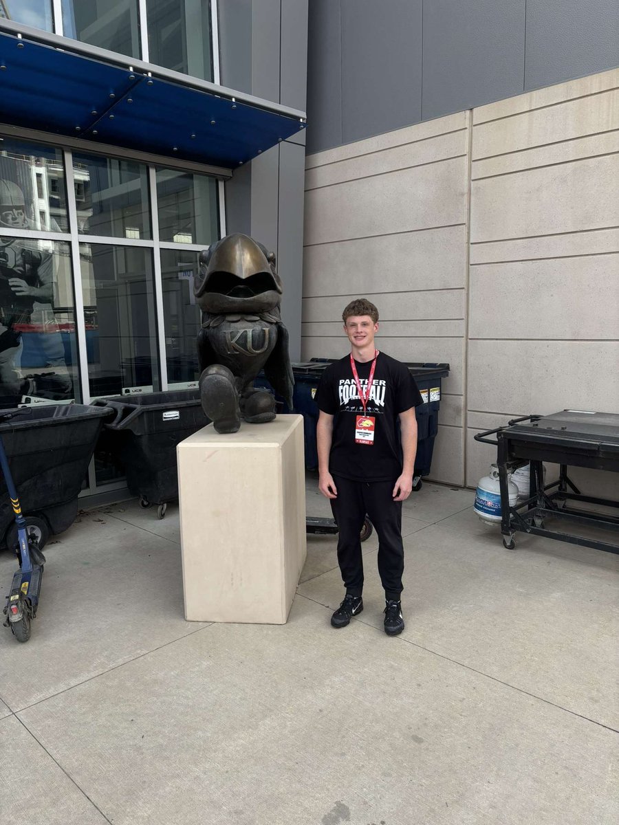 Cooper Ohnmacht (@coop_ao) on Twitter photo Had an amazing visit today <a href="/KU_Football/">Kansas Football</a> watching a spring practice!
Thank you to <a href="/CoachTSamuel/">Terrence Samuel</a> <a href="/BW__FB/">Braunson W.</a> and <a href="/CoachSvarczkopf/">Greg Svarczkopf</a> for the time there! <a href="/GreatBend_FB/">Great Bend Football</a> Had an amazing visit today <a href="/KU_Football/">Kansas Football</a> watching a spring practice!
Thank you to <a href="/CoachTSamuel/">Terrence Samuel</a> <a href="/BW__FB/">Braunson W.</a> and <a href="/CoachSvarczkopf/">Greg Svarczkopf</a> for the time there! <a href="/GreatBend_FB/">Great Bend Football</a>