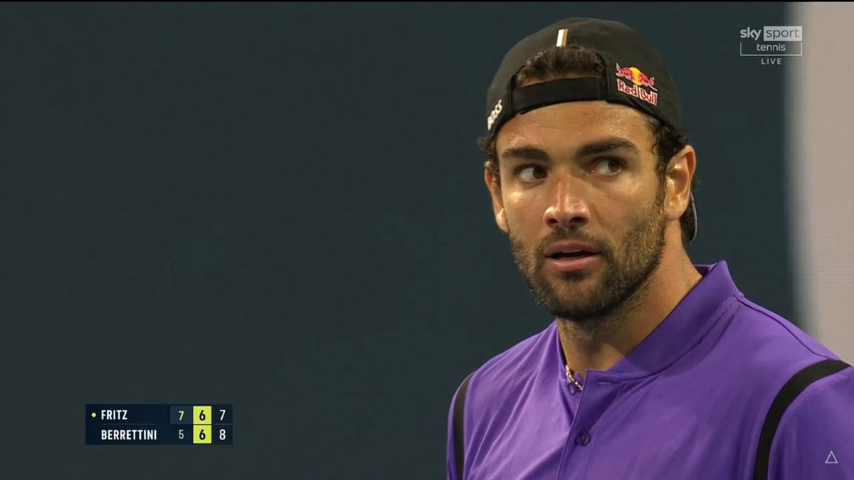 NON SI VA A DORMIRE, ITALIA!

Matteo Berrettini annulla SEI (!!!) matchpoint a Taylor Fritz e vince il set.

L'ultimo semifinalista a Miami verrà deciso dal terzo set.

Forzaaaaaa!