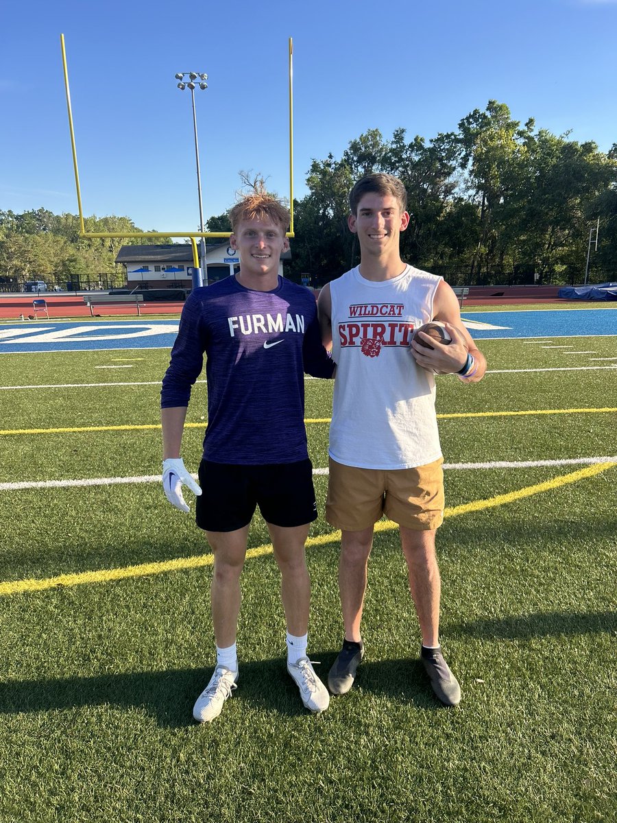 SethRoach2006's tweet photo. Great training today with @OwenMill6! 
@MDCA_Strength @Coach_Miller34 @PaladinFootball @UCA_Football https://t.co/HbtCFrWDOT