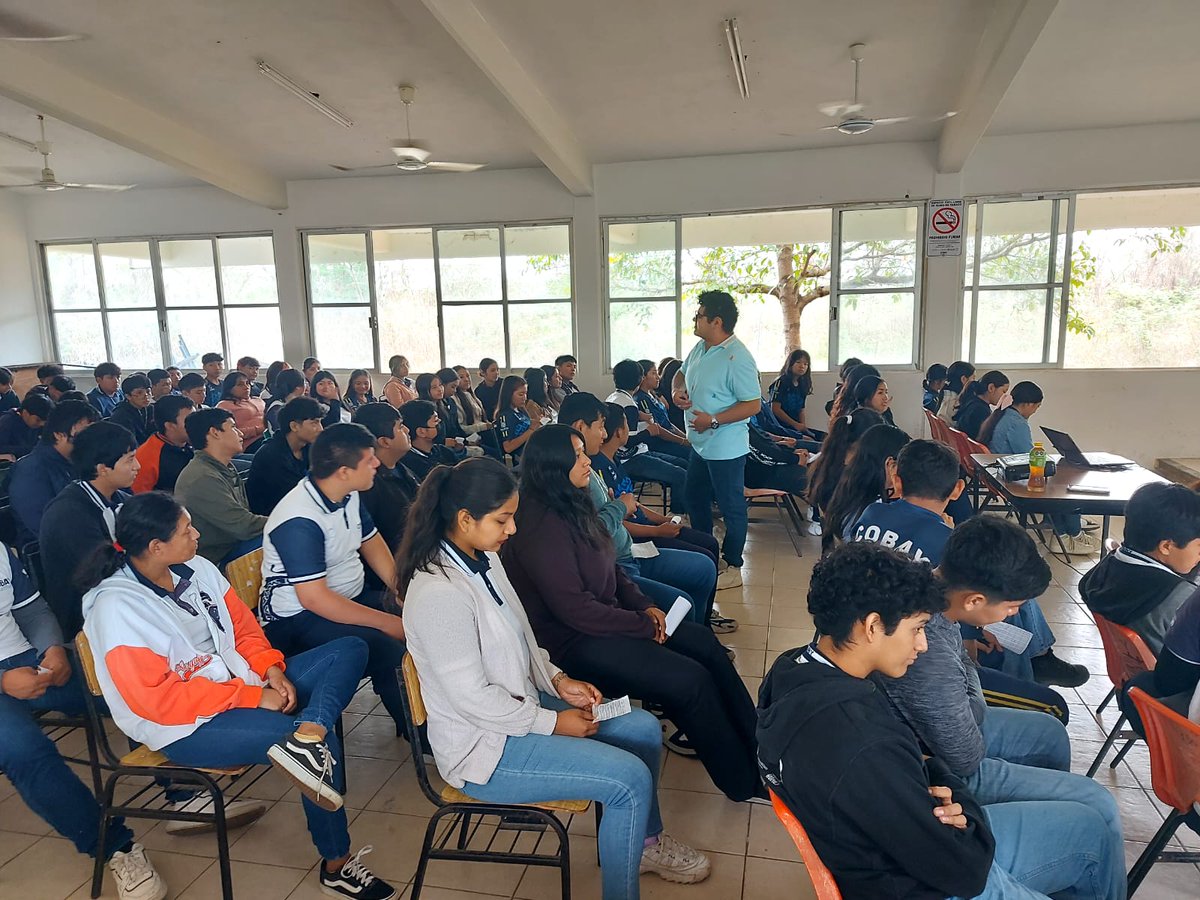 Coespoyuc's tweet photo. El Consejo Estatal de Población COESPO, a través del Programa Integral Protégete, impartió la plática: "Autoestima" a 90 alumnos del COBAY Plantel Cacalchen como parte de una jornada de pláticas en el interior del estado. 

#COESPO #renacimientomaya https://t.co/XQE3R038Ok
