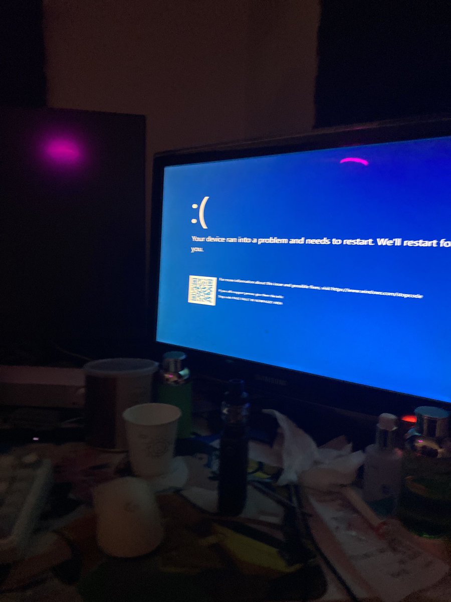 램 문제때문인거겠죠..? 요즘 계속 그러더니 결국 3분만에 떠버리는 이런
너무
너무화가나요
작업해야되는데…  녹화도 해야하는데..
배송 시켯는데
오늘 오전 10시~ 저녁 9시 사이면 저녁 7시 전에는 도착하겠죠????
이쪽 캠프에 택배 도착하기는 했는데… 후우😭😭😭