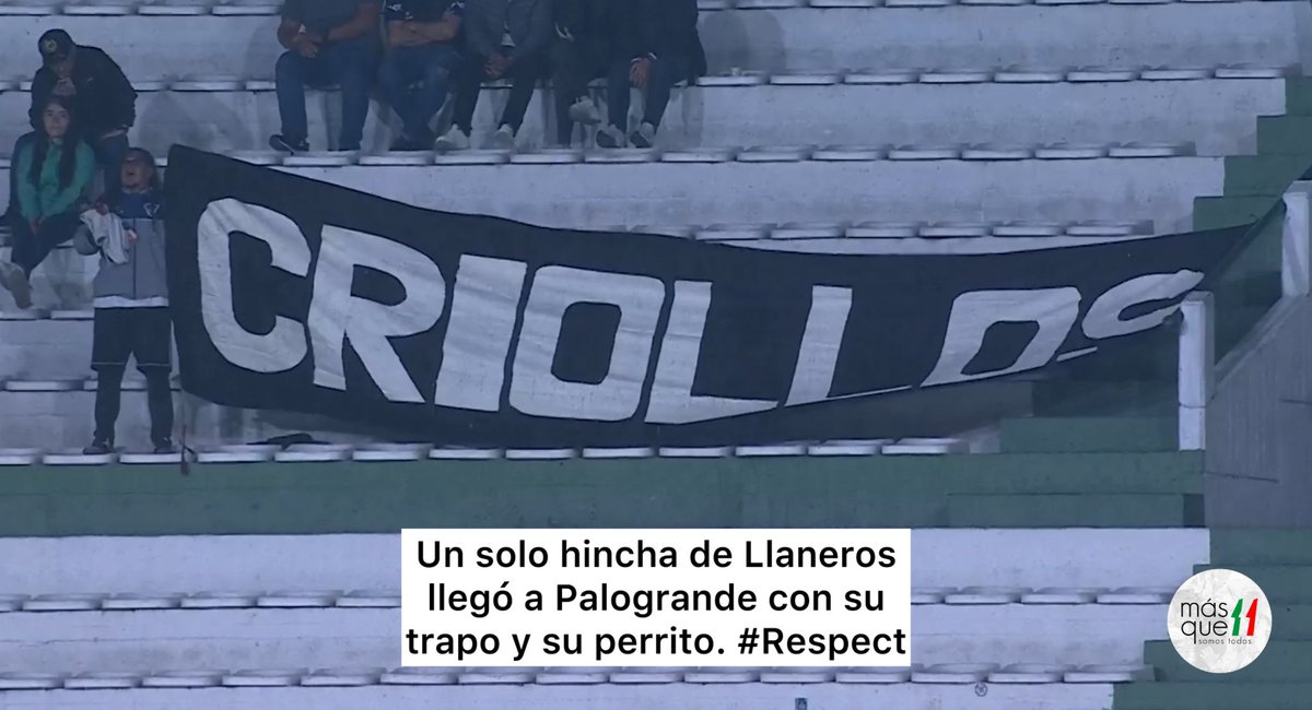 MasQue11st's tweet photo. Mucho respeto por este señor. Qué viva el fútbol. https://t.co/Wjw1lI7ofH