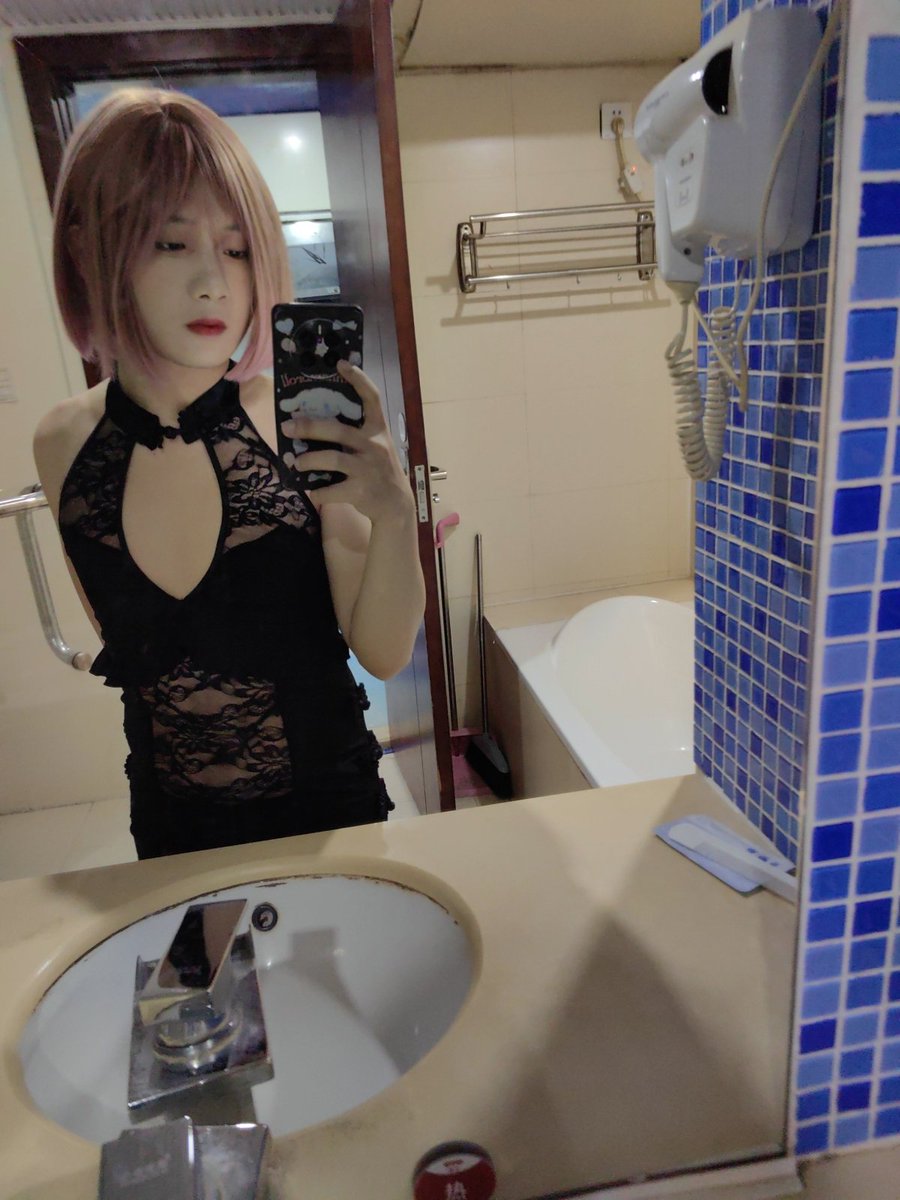 夜淚 tweet media