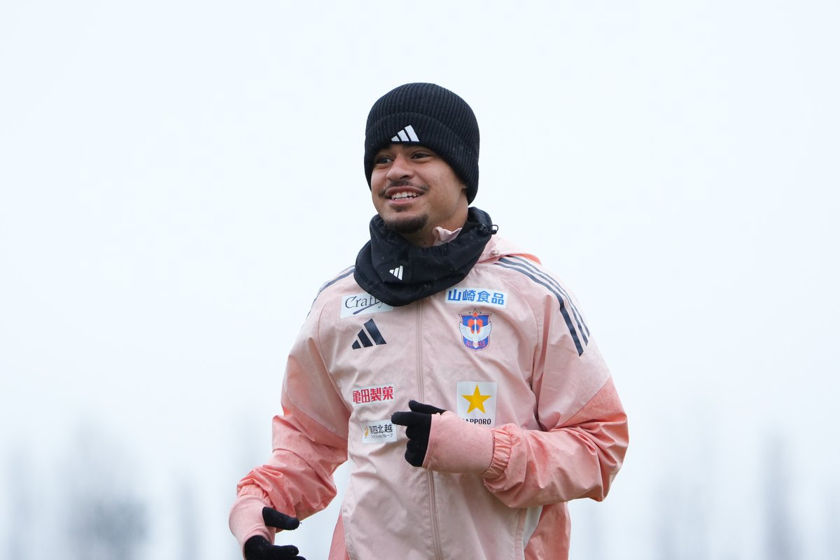 #ガンバ大阪 戦は明日📌

🏆明治安田J1リーグ 第7節
🗓️3月29日（土）
🕰️14:00kick off
🏟️#デンカビッグスワンスタジアム 🦢

昨日の陽気が一転、冷たい雨が降る#聖籠町 で調整を終えました👊

1人でも多くの皆様とともに喜べるよう、最高の準備でお待ちしております✨

#albirex #アルビレックス新潟