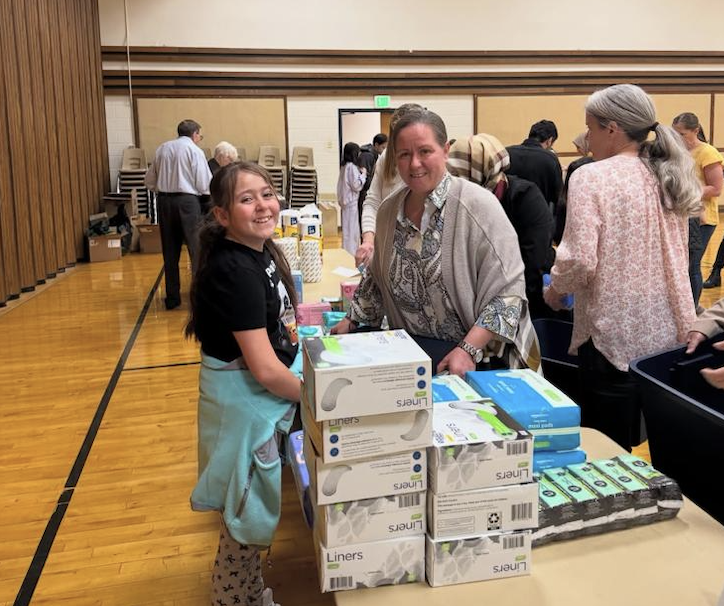 mosaicMMF's tweet photo. Building Bridges Through Service: Last night, Mosaic &amp; the LDS Church came together for an interfaith iftar, packing hygiene bags for the African Community Center. A beautiful act of unity, compassion &amp; shared values during Ramadan. 💛 #hizmetcares #Ramadan #InterfaithAction https://t.co/WlpeOTxek7