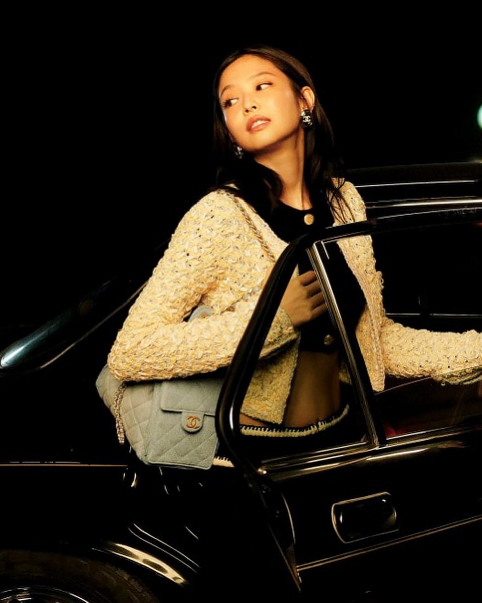 CUSTOMMARGIELA's tweet photo. #favgirl https://t.co/clciESLlRM