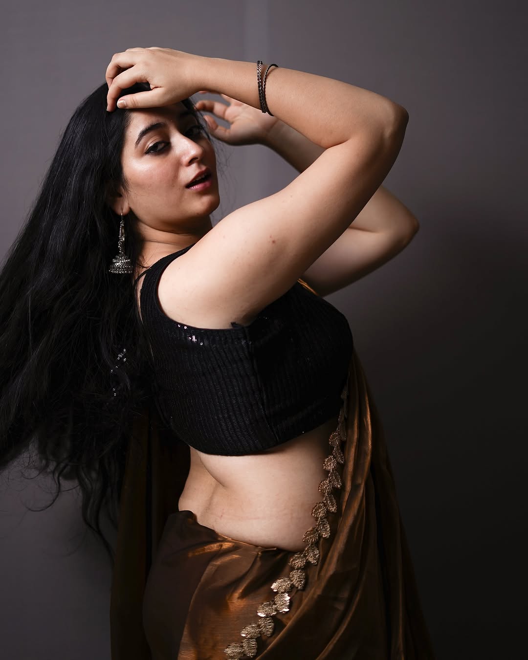 GnG6juAbYAA3yZc?format=jpg&name=large