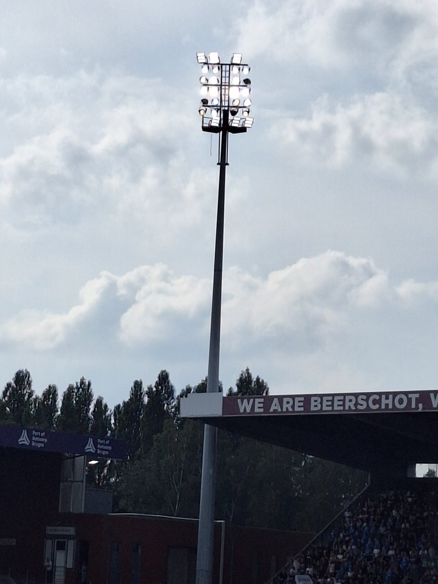 ##floodlightfriday <a href="/kbeerschotva/">K. Beerschot V.A.</a>