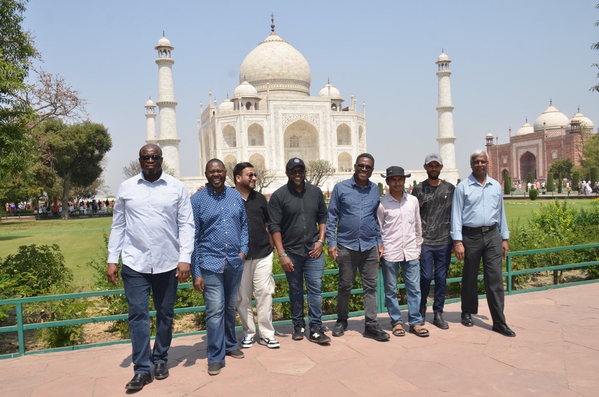 Abhishek Mishra (@mishraesque) on Twitter photo It's an honour for me to coordinate the 5th #India #Africa Strategic Dialogue <a href="/IDSAIndia/">Manohar Parrikar IDSA, New Delhi</a> with participants from 10 African nations and India. A trip to the #TajMahal #Agra after two days of important deliberations covering trade, defence, critical minerals & multilateral reforms. It's an honour for me to coordinate the 5th #India #Africa Strategic Dialogue <a href="/IDSAIndia/">Manohar Parrikar IDSA, New Delhi</a> with participants from 10 African nations and India. A trip to the #TajMahal #Agra after two days of important deliberations covering trade, defence, critical minerals & multilateral reforms.