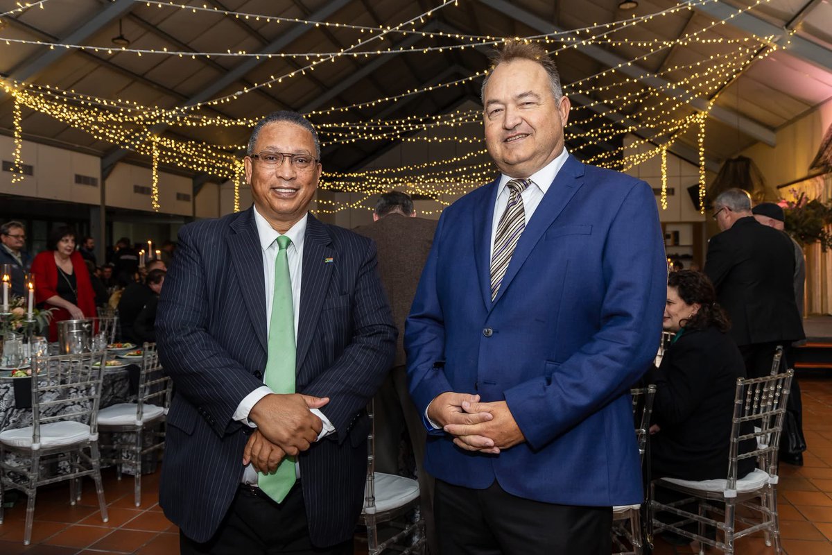 Agri Wes-Kaap | Agri Western Cape (@agriweskaap) on Twitter photo ๐๐๐๐จ๐๐๐๐๐ ๐ฉ๐๐ฅ๐๐๐๐ฅ๐ฆ๐๐๐ ๐ Minister Ivan Meyer
Agri Wes-Kaap wens Minister Ivan Meyer โn wonderlike verjaarsdag toe! Dankie vir u toegewyde leierskap en onwrikbare ondersteuning van die landbousektor in die Wes-Kaap. #AgriWesKaap #LandbouLeierskap ๐๐๐๐จ๐๐๐๐๐ ๐ฉ๐๐ฅ๐๐๐๐ฅ๐ฆ๐๐๐ ๐ Minister Ivan Meyer
Agri Wes-Kaap wens Minister Ivan Meyer โn wonderlike verjaarsdag toe! Dankie vir u toegewyde leierskap en onwrikbare ondersteuning van die landbousektor in die Wes-Kaap. #AgriWesKaap #LandbouLeierskap