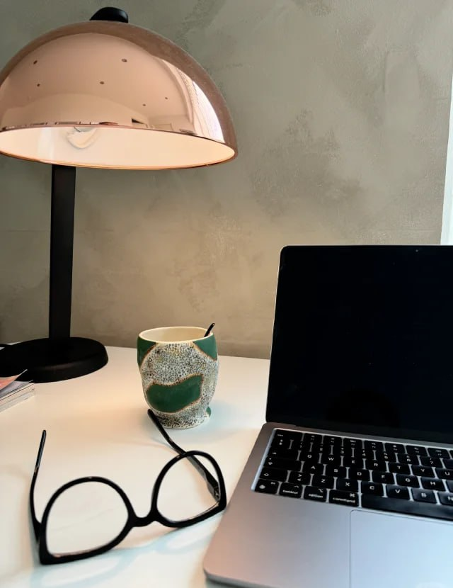 EHall44193's tweet photo. I can do unfinished work at home. Haha.#work #athome https://t.co/ZHUeyxaSHD