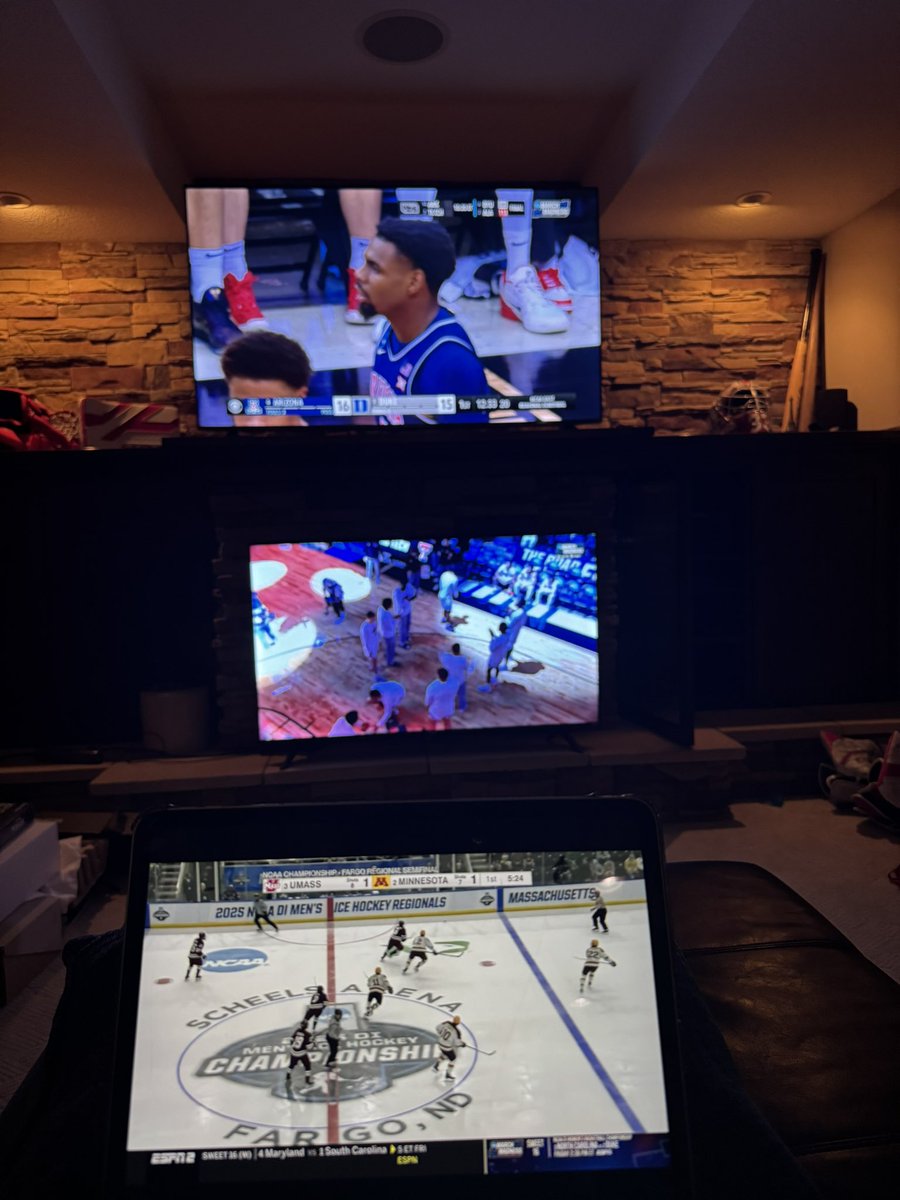 KevinGorgy's tweet photo. Rate my setup https://t.co/JnoUcyRKwg
